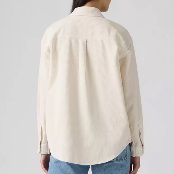 Levi’s M oversized corduroy button down shirt/jacket - Picture 4 of 5